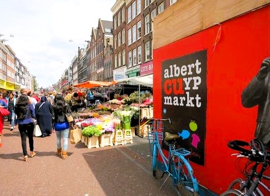 albert cuyp market entrance